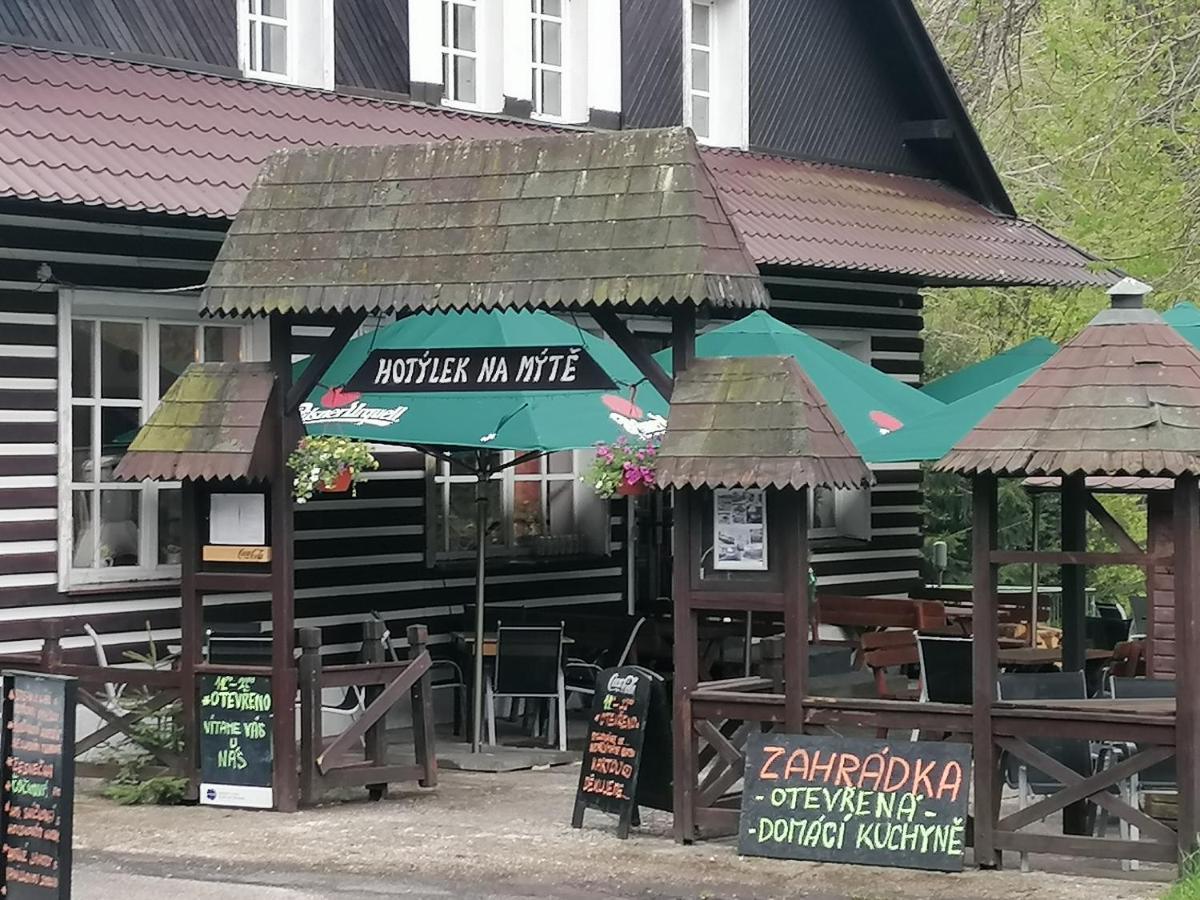 Hotylek Na Myte Hotell Harrachov Eksteriør bilde