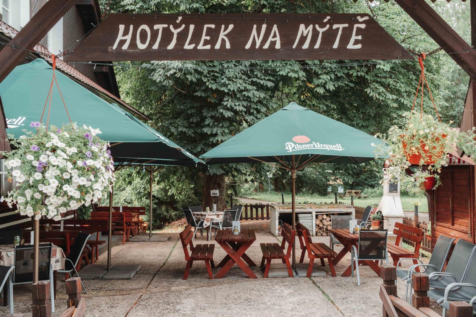 Hotylek Na Myte Hotell Harrachov Eksteriør bilde